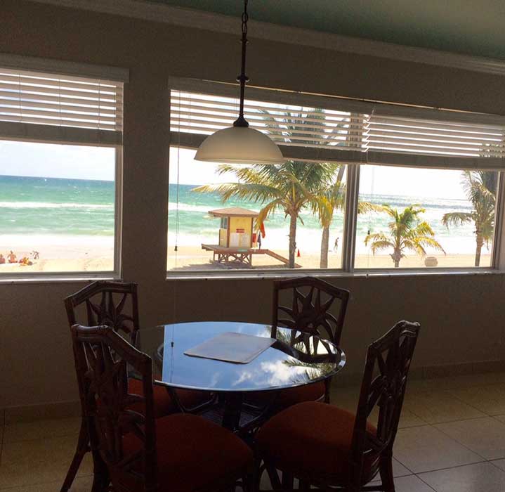 tide-vacation-apartments-interior-of room